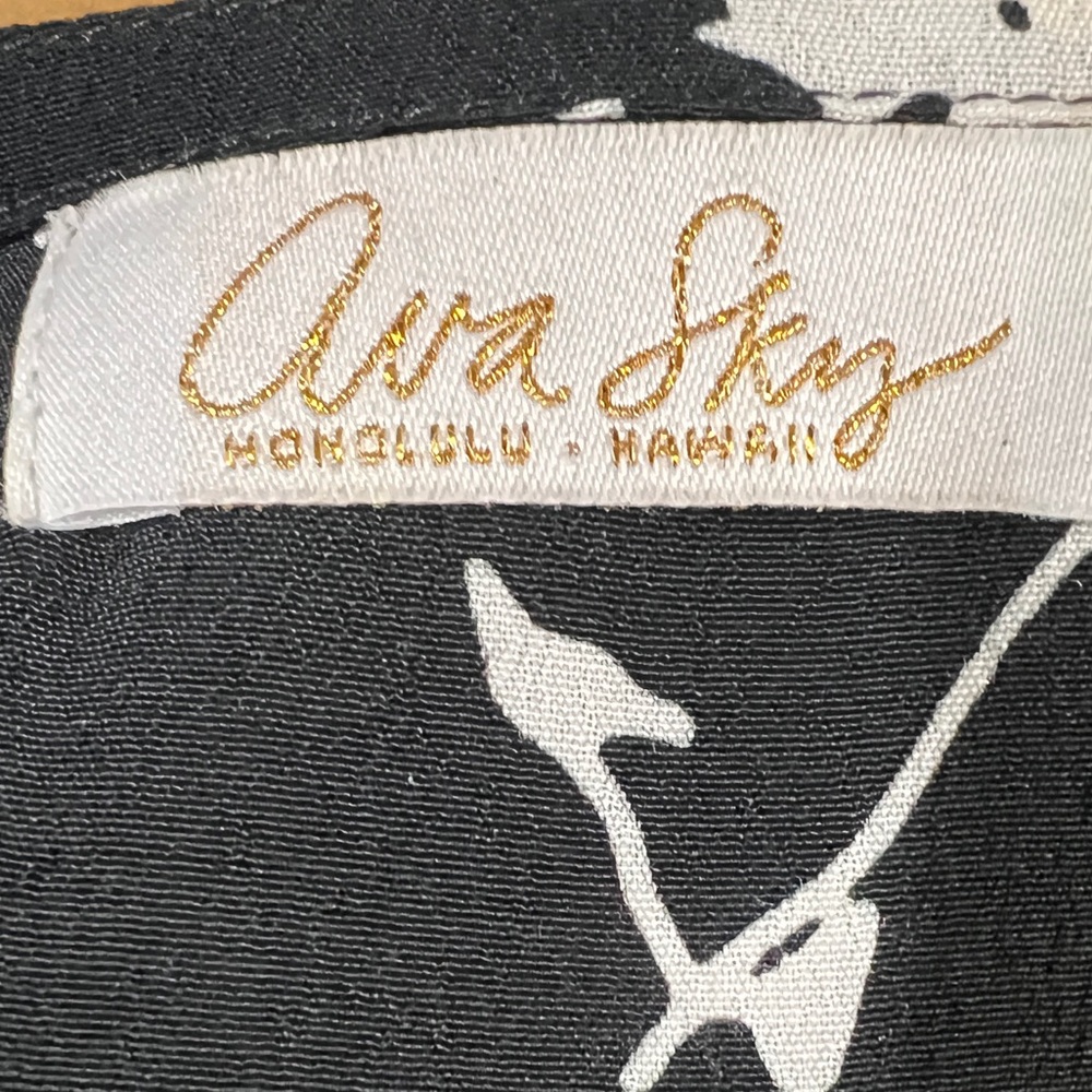 Ava Sky Fighting Eel Midi Button Down Floral Hawa… - image 2